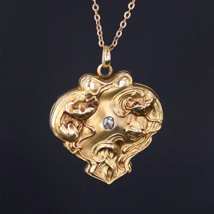 Antique Gold Locket | Art Nouveau Locket