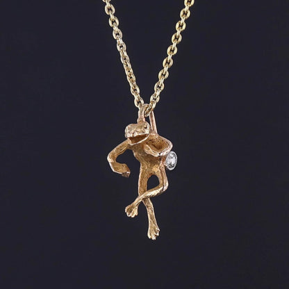 Antique Frog Necklace of 18k Gold